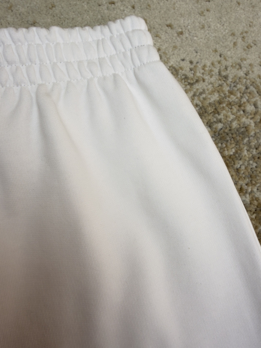 Balenciaga 巴黎世家 液化印绣松紧腰短裤 休闲裤 运动裤 夏季 白色 A5 826385TUVJ99000