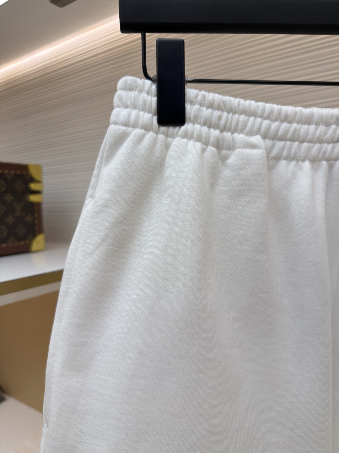 Balenciaga 巴黎世家 液化印绣松紧腰短裤 休闲裤 运动裤 夏季 白色 A5 826385TUVJ99000