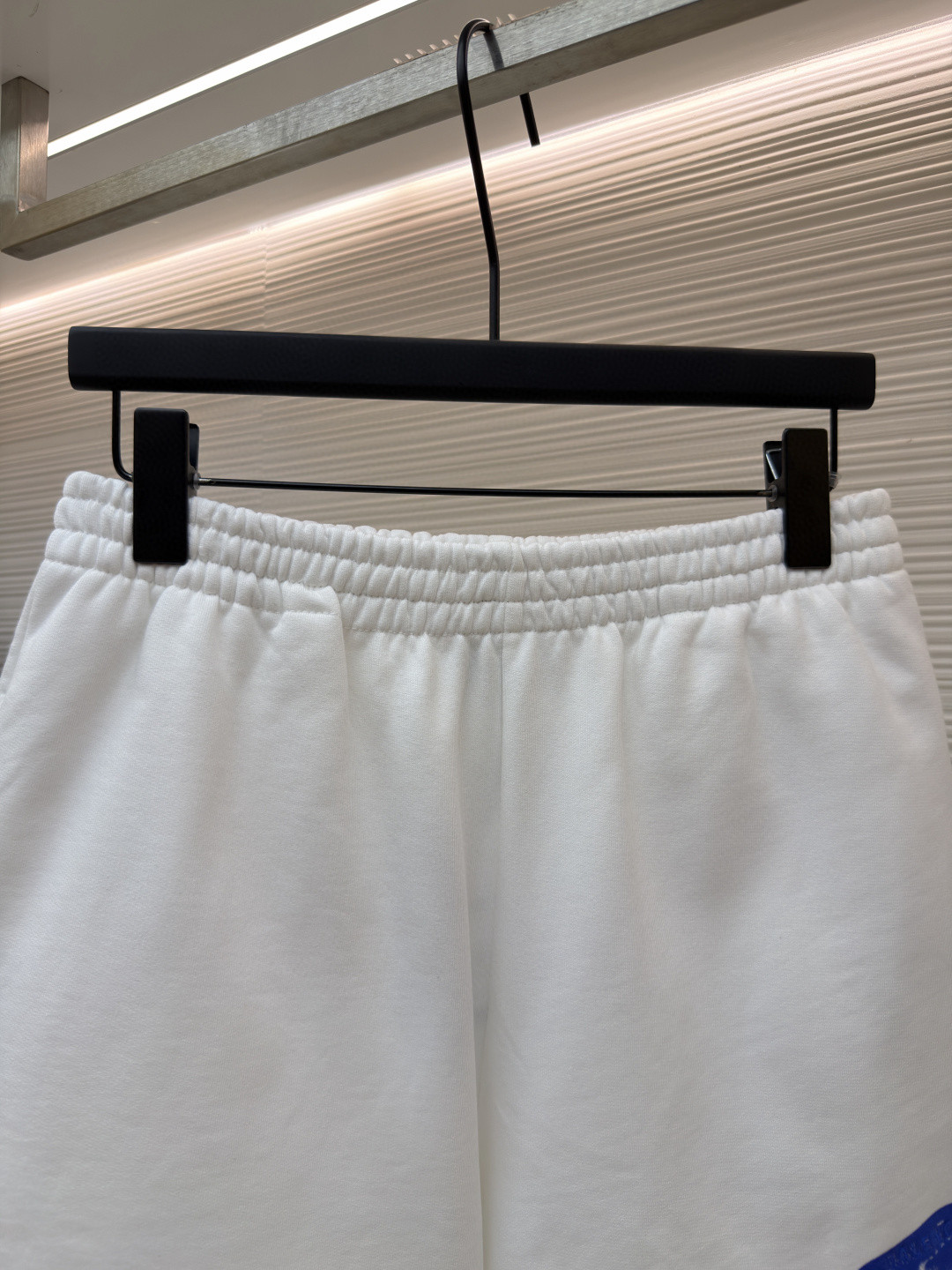 Balenciaga 巴黎世家 液化印绣松紧腰短裤 休闲裤 运动裤 夏季 白色 A5 826385TUVJ99000