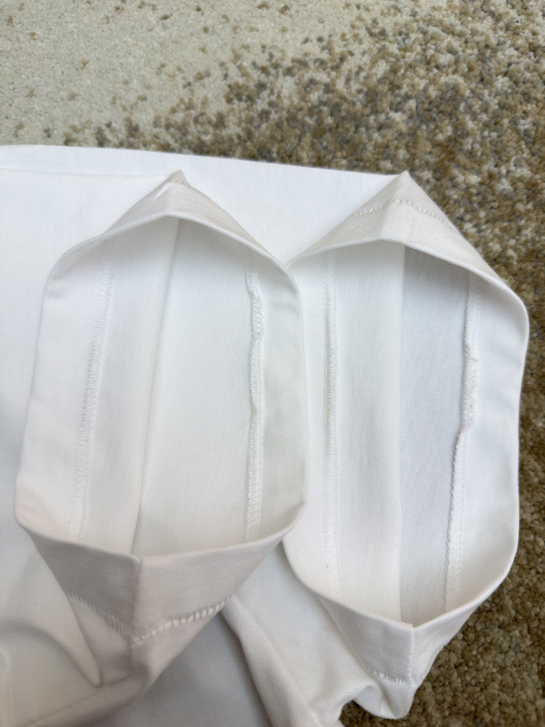 LOUIS VUITTON 路易威登 LV 立体浪花圆领短袖 T恤 夏季 白色 A0