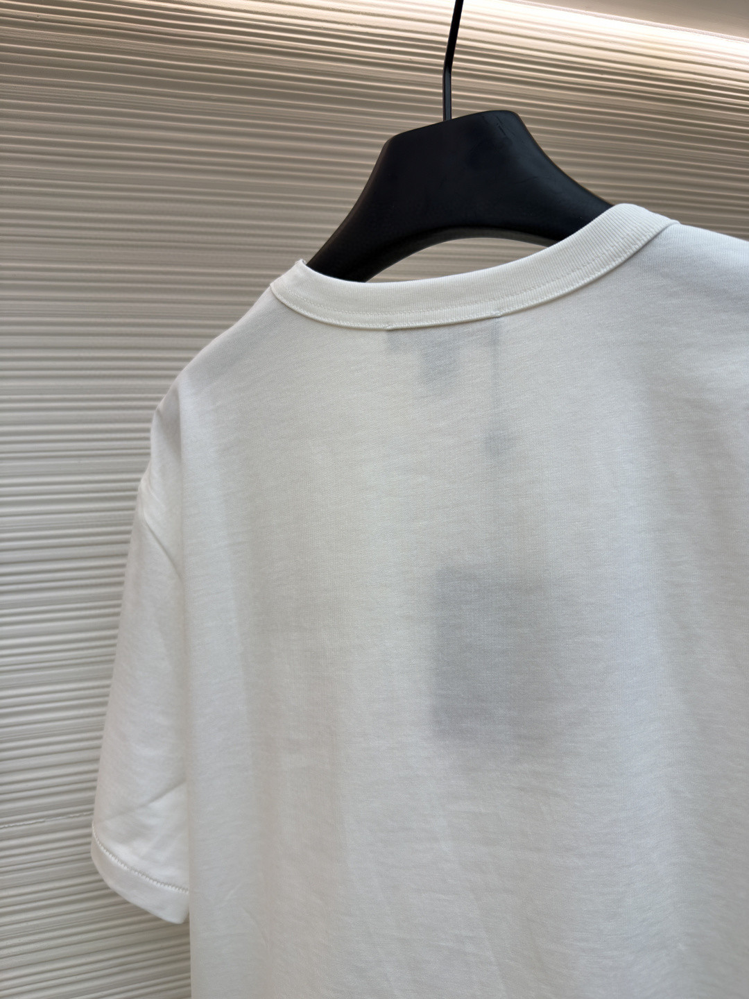 LOUIS VUITTON 路易威登 LV 立体浪花圆领短袖 T恤 夏季 白色 A0