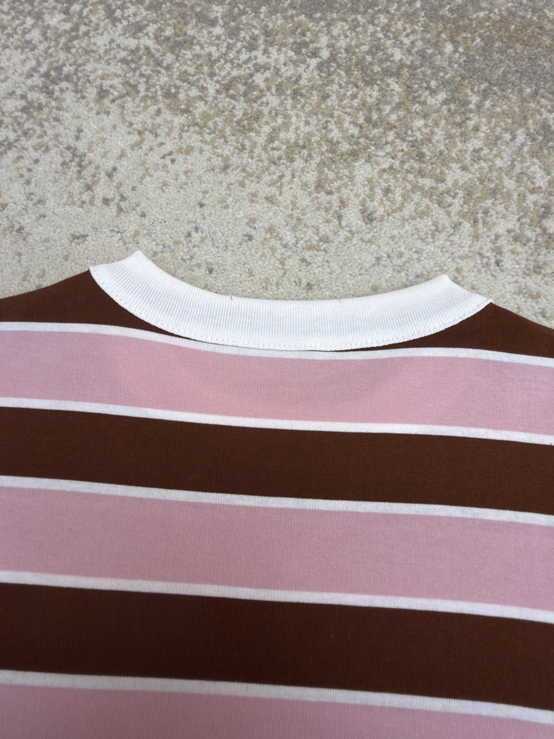 PRADA 普拉达 撞色条纹圆领短袖 T恤 夏季 粉色 A0 39610-OOO1-89PF0-5AB