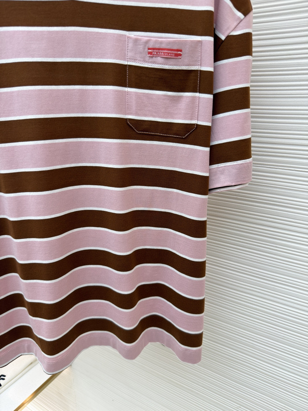 PRADA 普拉达 撞色条纹圆领短袖 T恤 夏季 粉色 A0 39610-OOO1-89PF0-5AB
