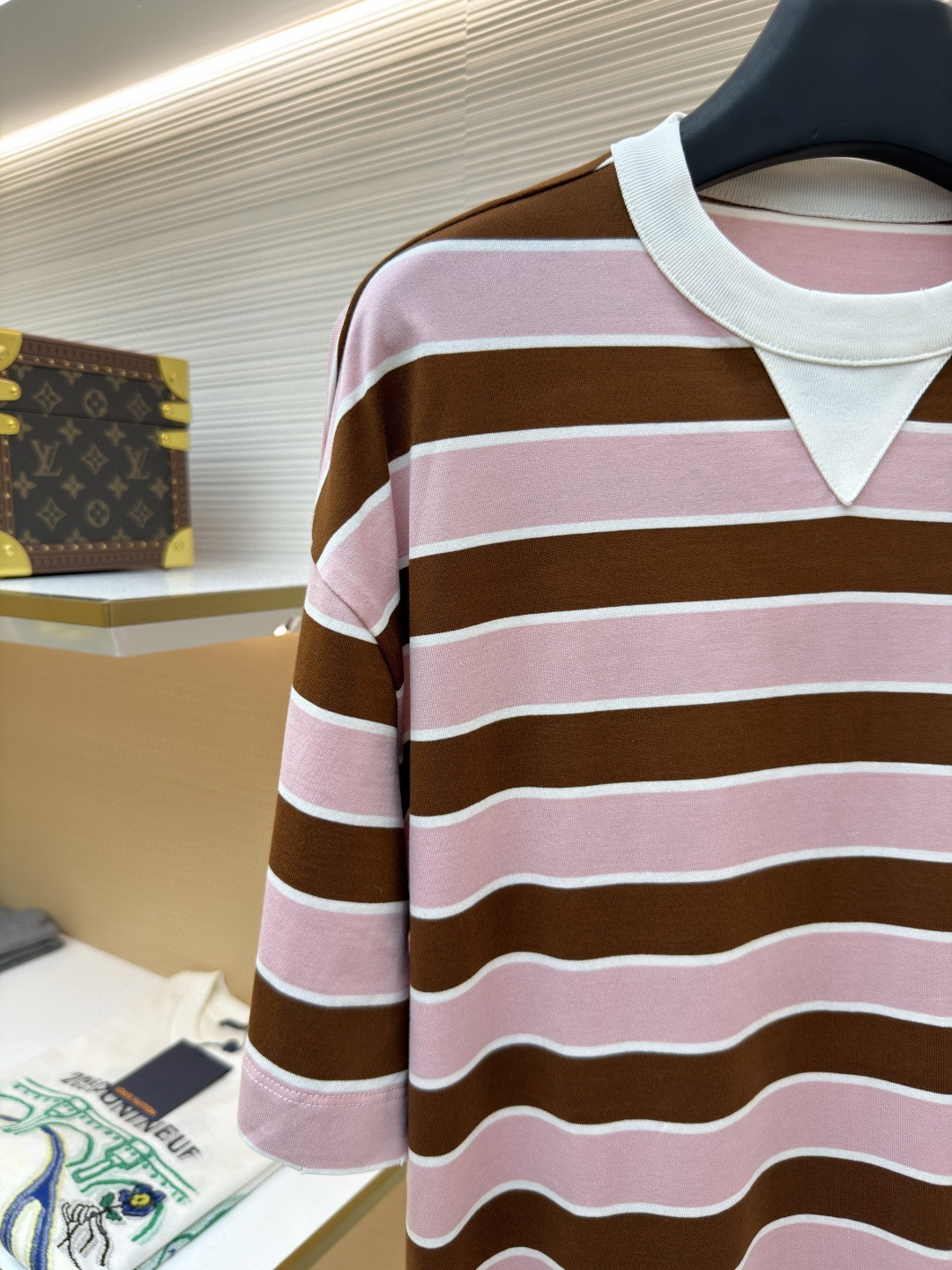 PRADA 普拉达 撞色条纹圆领短袖 T恤 夏季 粉色 A0 39610-OOO1-89PF0-5AB