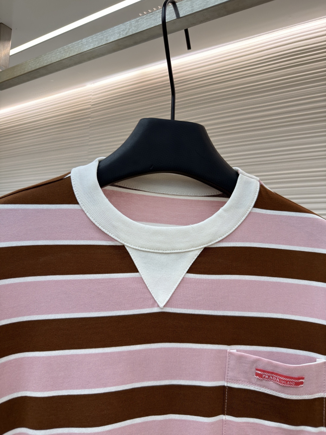 PRADA 普拉达 撞色条纹圆领短袖 T恤 夏季 粉色 A0 39610-OOO1-89PF0-5AB