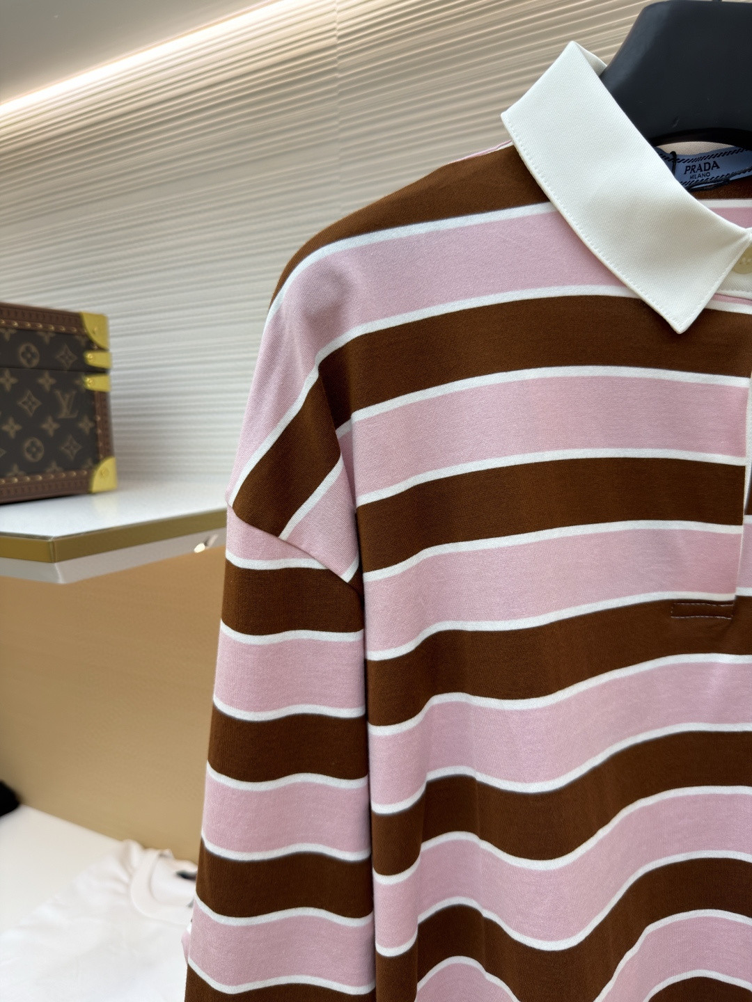 PRADA 普拉达 撞色条纹长袖短款Polo衫 T恤 女款 粉色 A5 39661-189P-F05AB-S-OOO