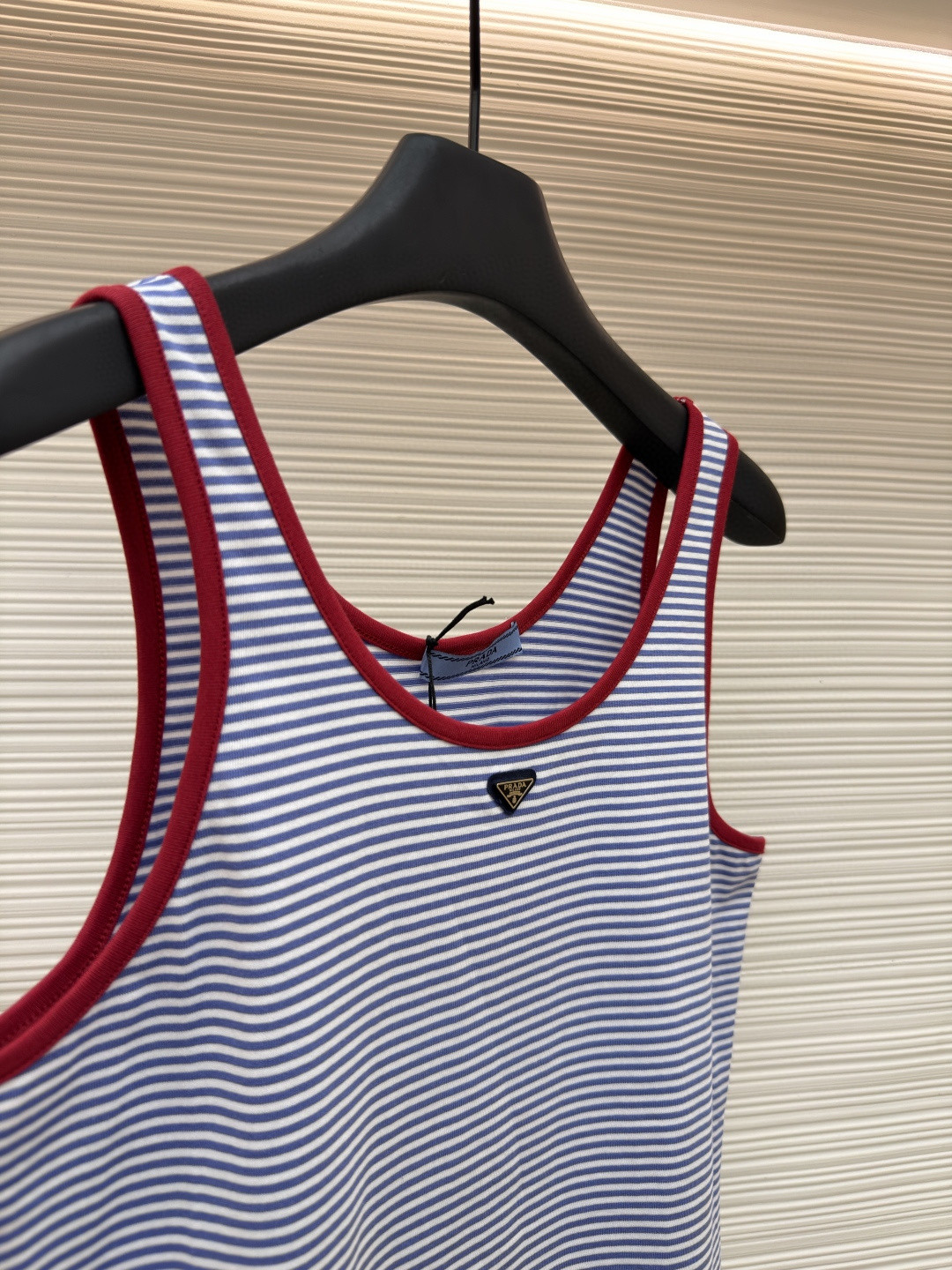 PRADA 普拉达 撞色条纹棉质背心 短袖 T恤 女款 夏季 蓝色 A0 39659-186H-F0X36-S-OOO