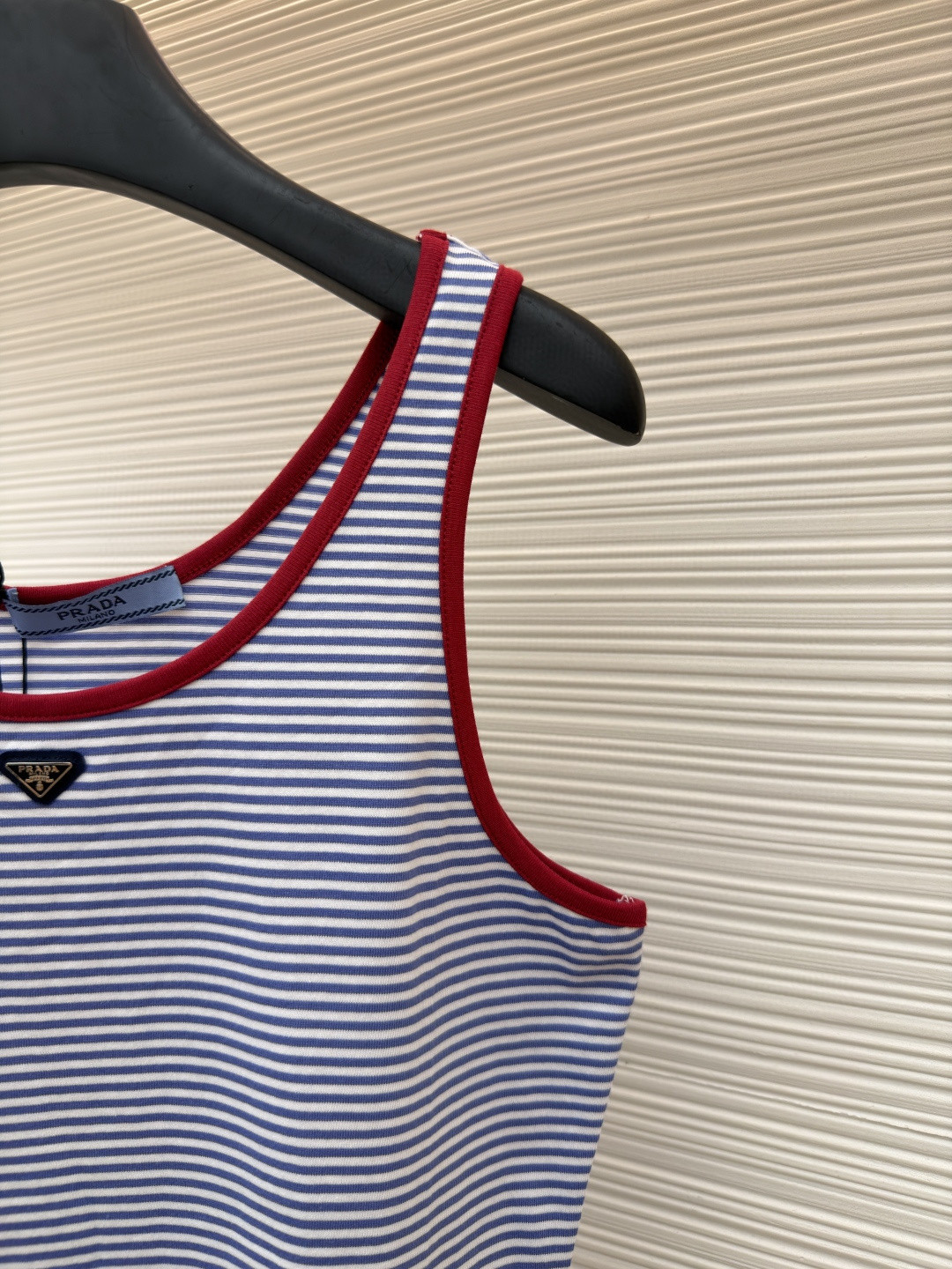 PRADA 普拉达 撞色条纹棉质背心 短袖 T恤 女款 夏季 蓝色 A0 39659-186H-F0X36-S-OOO