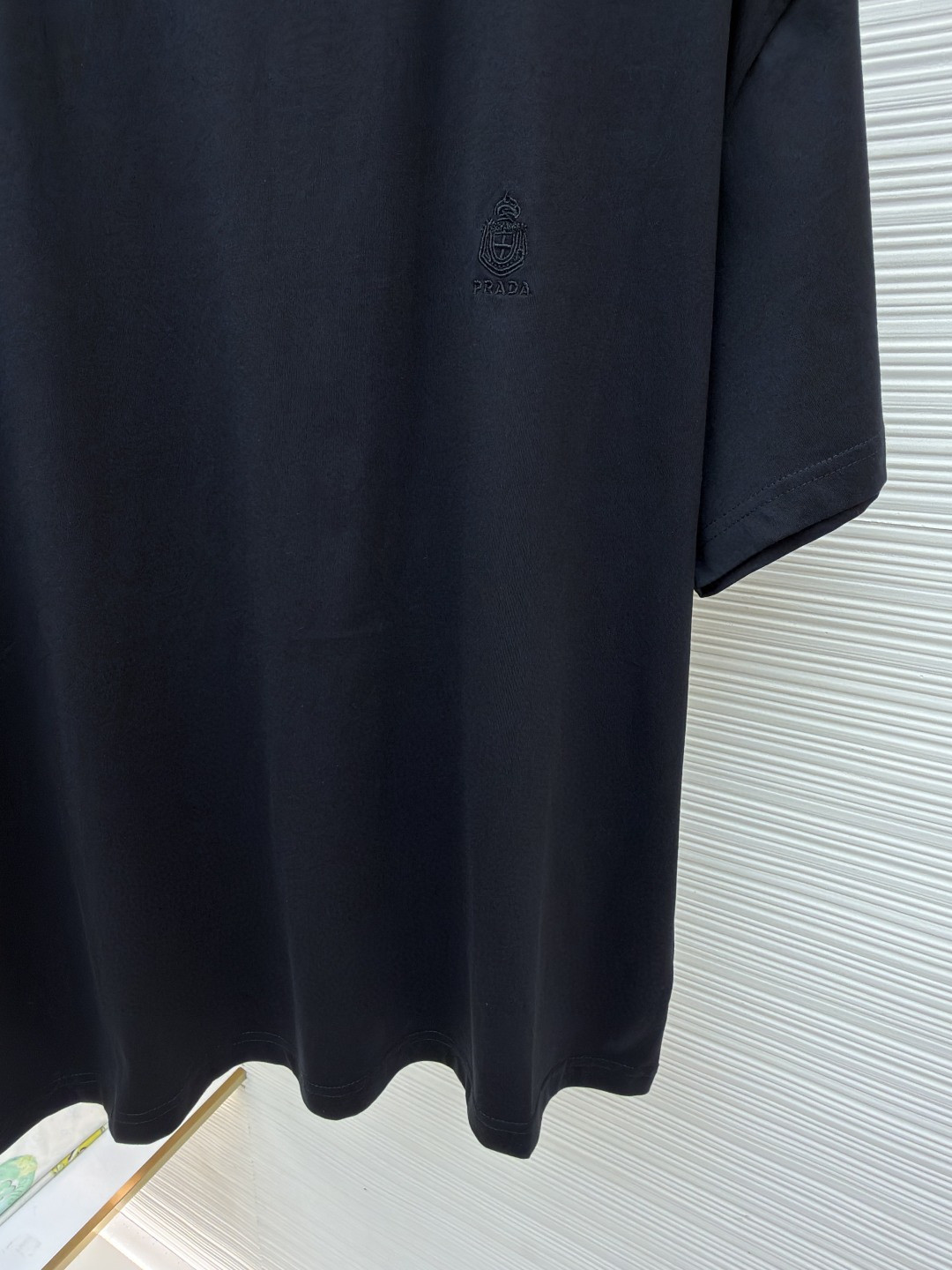 PRADA 普拉达 校徽绣花圆领短袖 T恤 白色 蓝色 黑色 A0