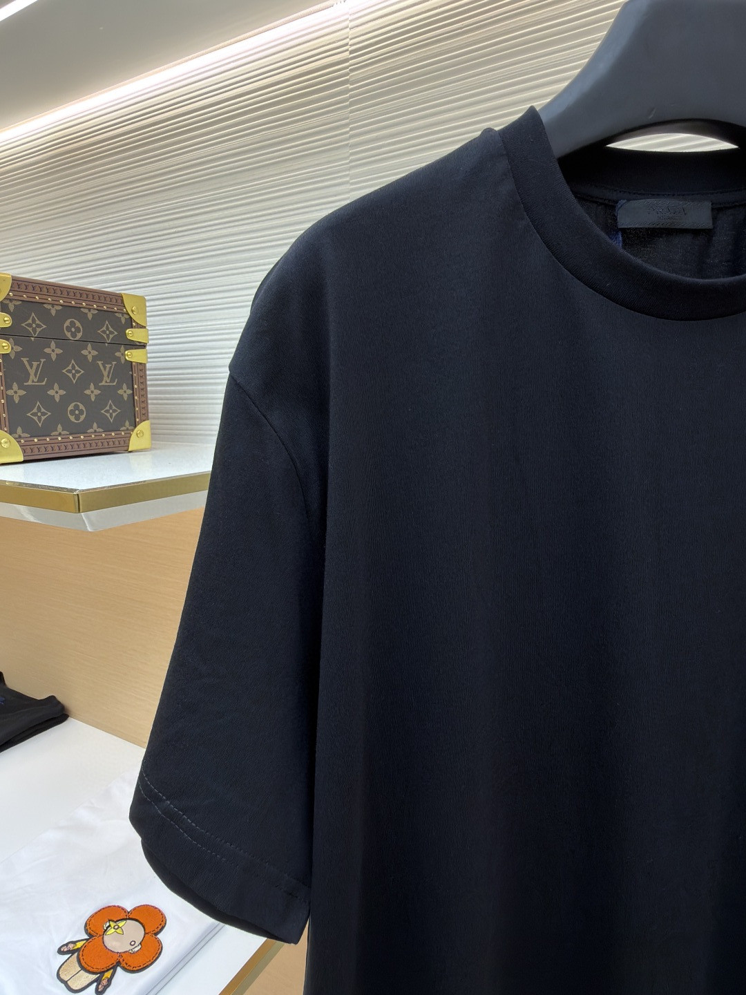 PRADA 普拉达 校徽绣花圆领短袖 T恤 白色 蓝色 黑色 A0