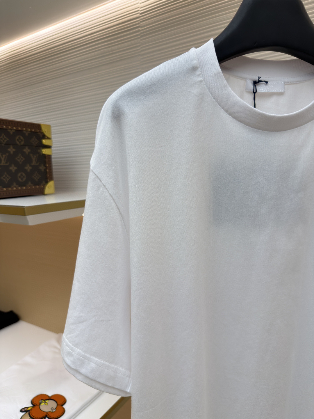 PRADA 普拉达 校徽绣花圆领短袖 T恤 白色 蓝色 黑色 A0