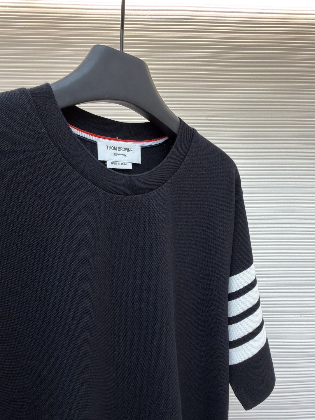 THOM BROWNE 珠地棉针织圆领短袖 T恤 黑色 藏蓝色 灰色 白色 A5 