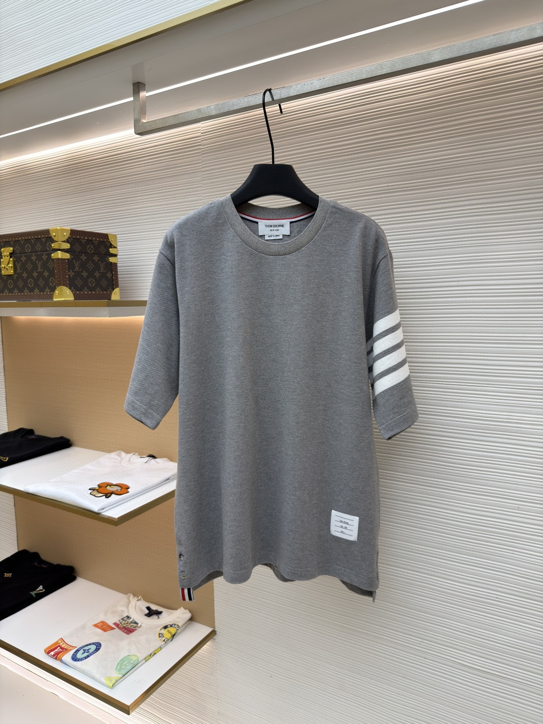 THOM BROWNE 珠地棉针织圆领短袖 T恤 黑色 藏蓝色 灰色 白色 A5 