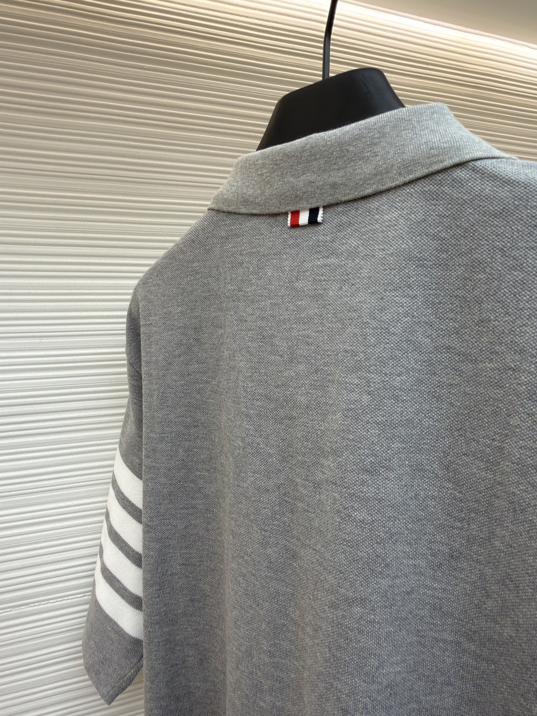 THOM BROWNE 珠地棉针织Polo衫 短袖 T恤 黑色 藏蓝色 灰色 白色 A5 