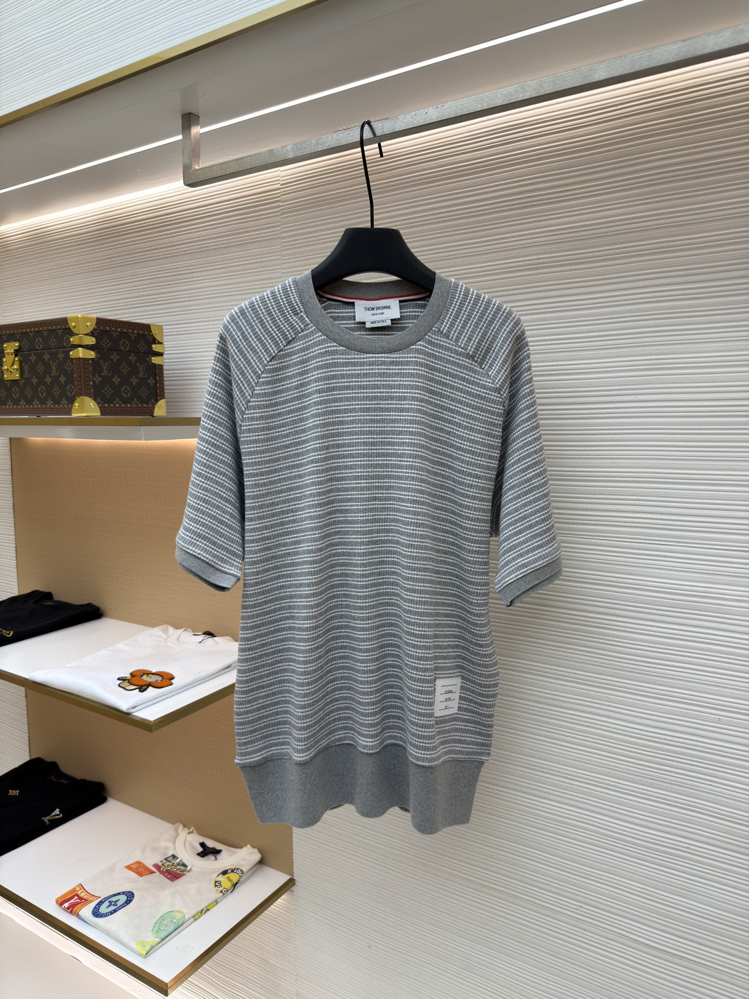 THOM BROWNE 线条条纹圆领短袖 T恤 藏蓝色 灰色 A5