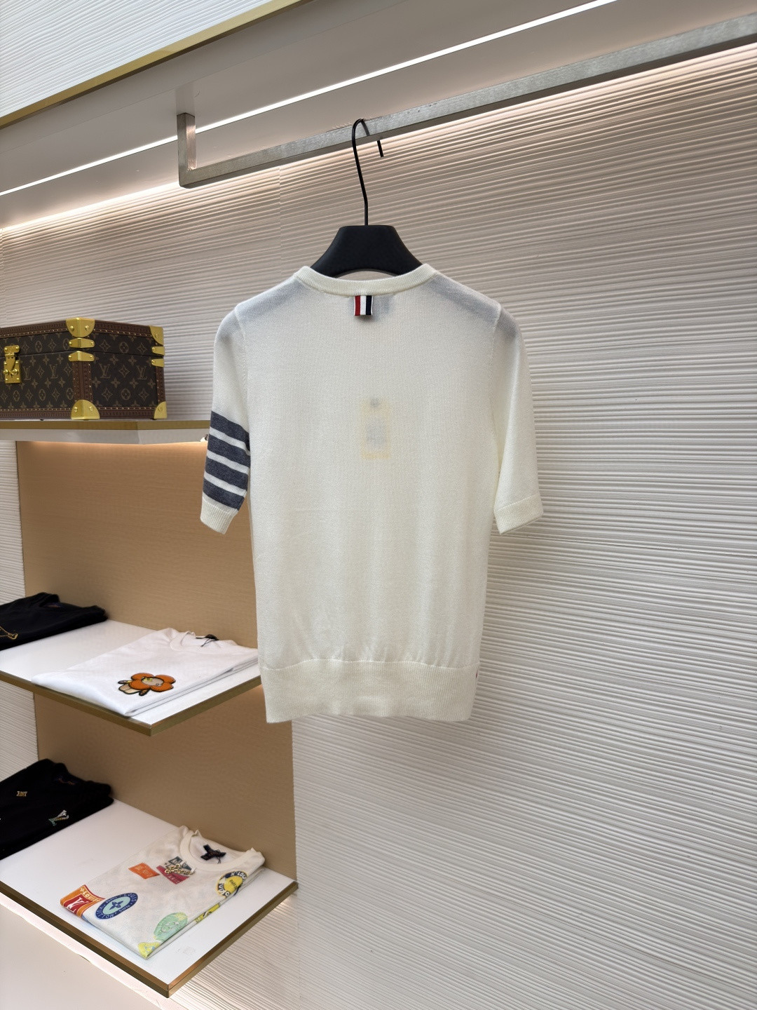 THOM BROWNE 经典针织圆领短袖 T恤 女款 黑色 深灰色 白色 粉色 蓝色 浅灰色 棕色 藏蓝色 A5