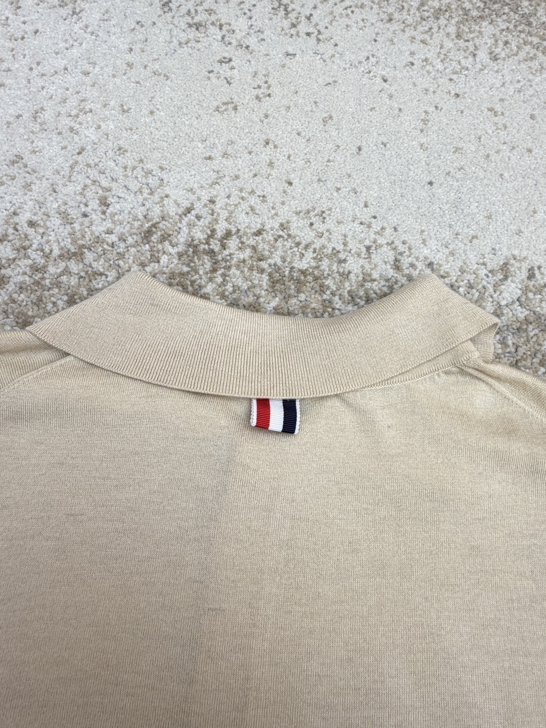 THOM BROWNE 羊毛针织七分袖Polo衫 短袖 女款 藏蓝色 杏色 灰色 B0 FKP053A-Y1014-415