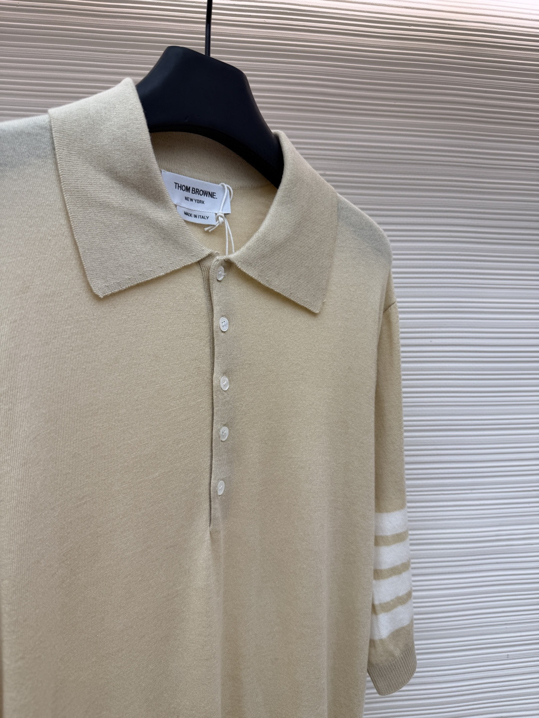 THOM BROWNE 羊毛针织七分袖Polo衫 短袖 女款 藏蓝色 杏色 灰色 B0 FKP053A-Y1014-415