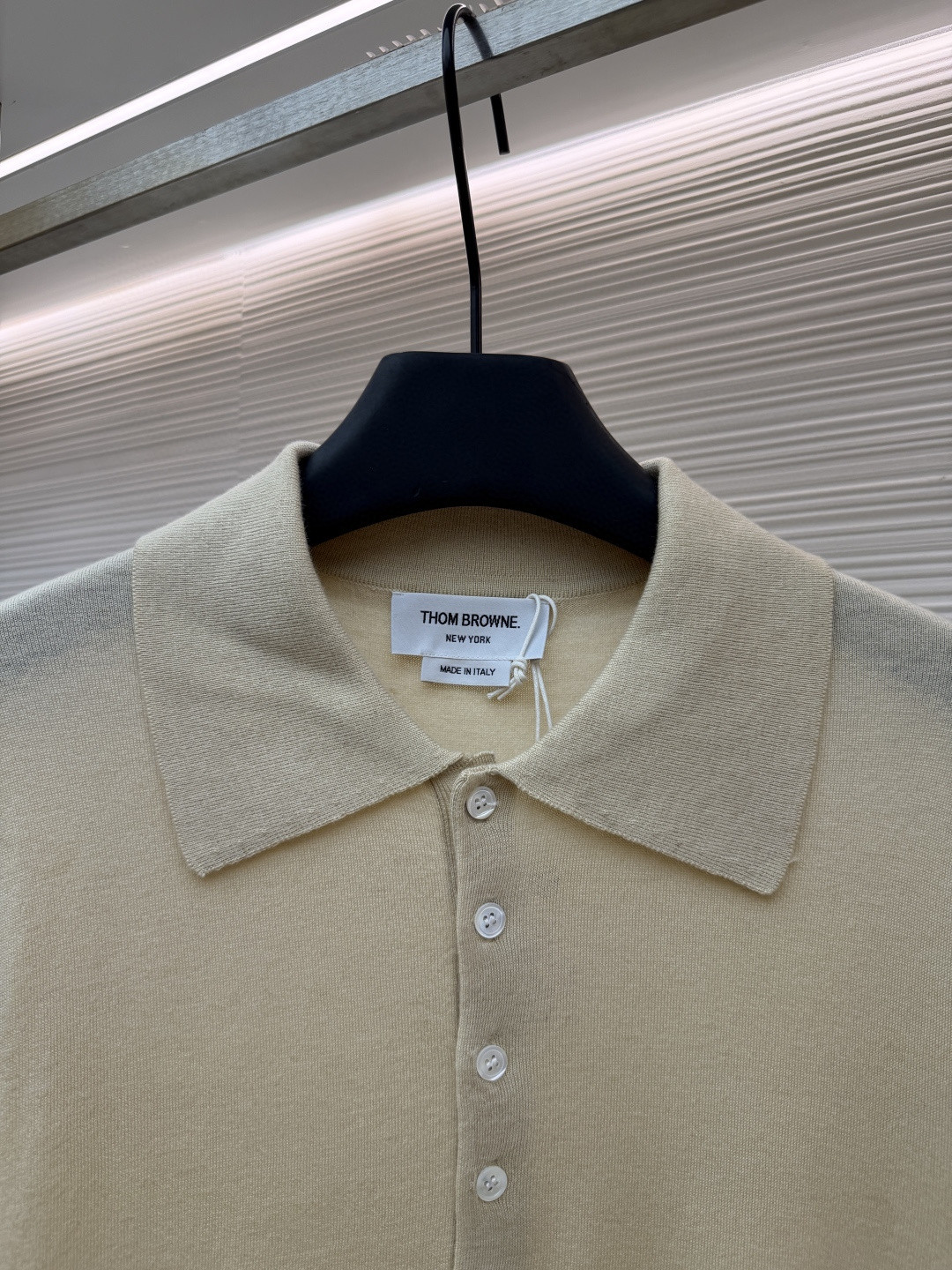 THOM BROWNE 羊毛针织七分袖Polo衫 短袖 女款 藏蓝色 杏色 灰色 B0 FKP053A-Y1014-415