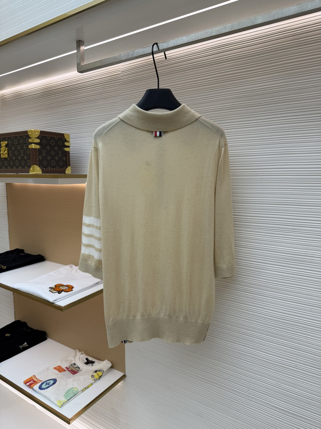 THOM BROWNE 羊毛针织七分袖Polo衫 短袖 女款 藏蓝色 杏色 灰色 B0 FKP053A-Y1014-415