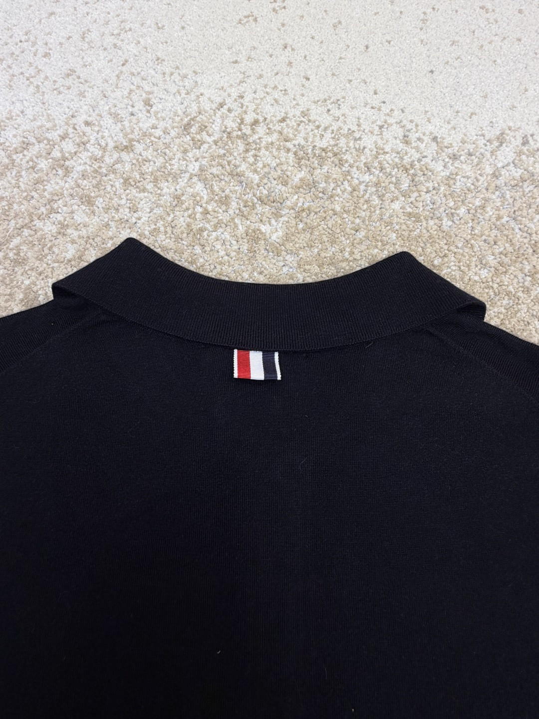 THOM BROWNE 羊毛针织七分袖Polo衫 短袖 女款 藏蓝色 杏色 灰色 B0 FKP053A-Y1014-415