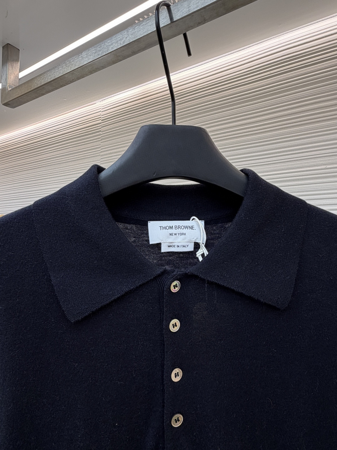 THOM BROWNE 羊毛针织七分袖Polo衫 短袖 女款 藏蓝色 杏色 灰色 B0 FKP053A-Y1014-415