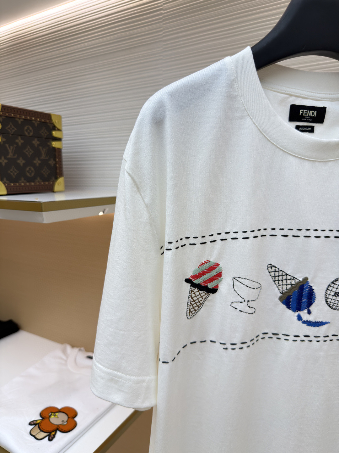 FENDI 芬迪 夏日多色冰淇淋绣花圆领T恤 短袖 套头 夏季 白色 A0 FY0936B05NF0H0G