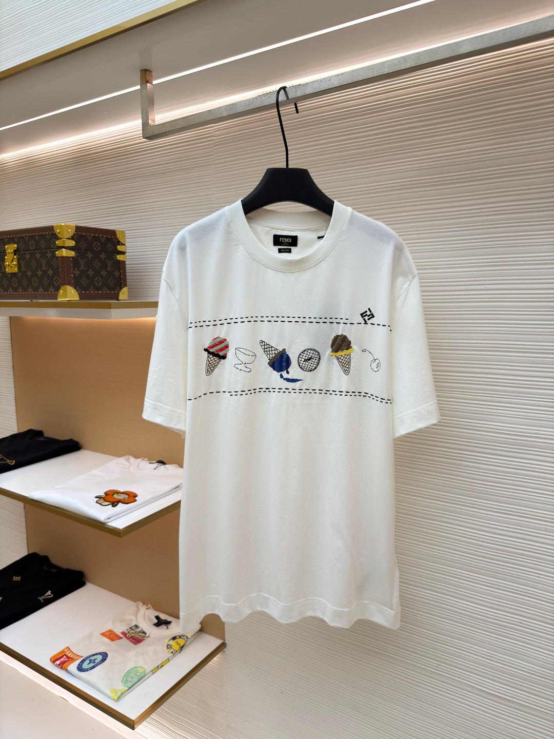 FENDI 芬迪 夏日多色冰淇淋绣花圆领T恤 短袖 套头 夏季 白色 A0 FY0936B05NF0H0G