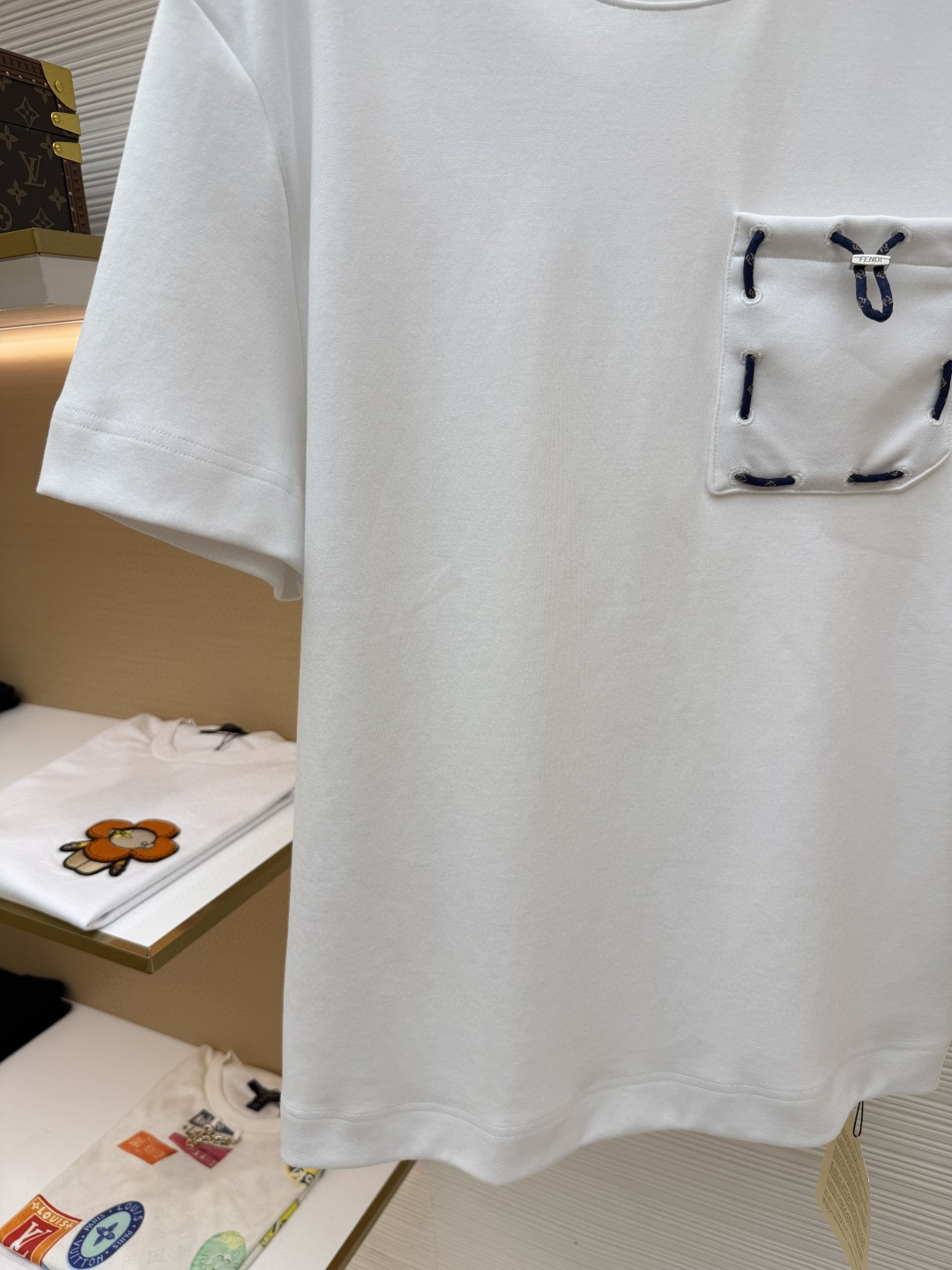 FENDI 芬迪 缎带口袋圆领短袖 T恤 夏款 白色 黑色 A0 FY0936AYXYF0QA0