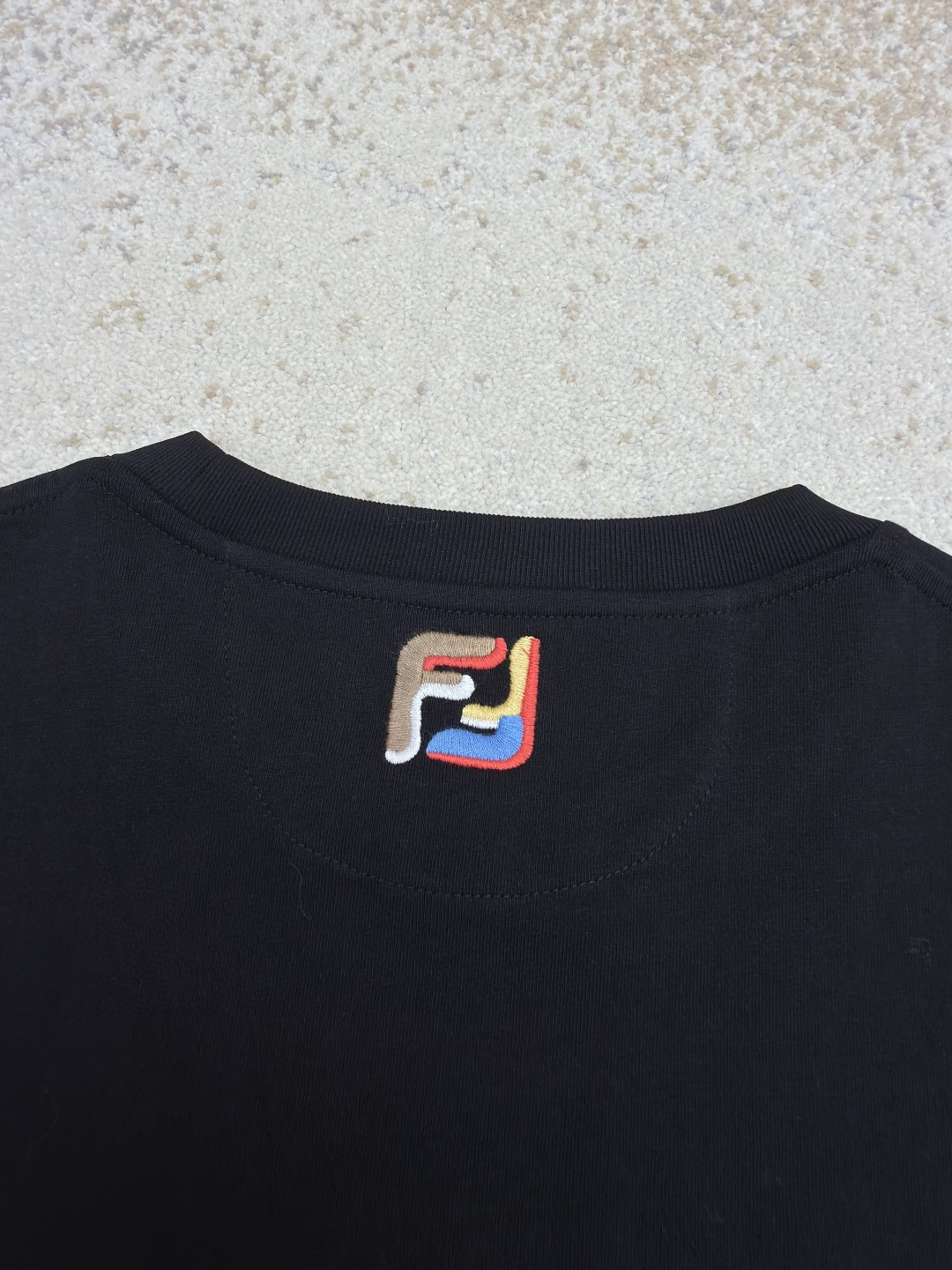 FENDI 芬迪 彩F拉链口袋圆领T恤 短袖 套头 夏季 黑色 A0 FY1257AU1WF0QA1