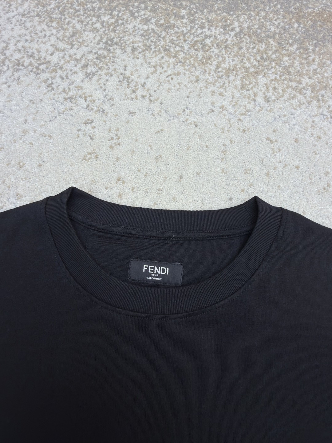 FENDI 芬迪 彩F拉链口袋圆领T恤 短袖 套头 夏季 黑色 A0 FY1257AU1WF0QA1