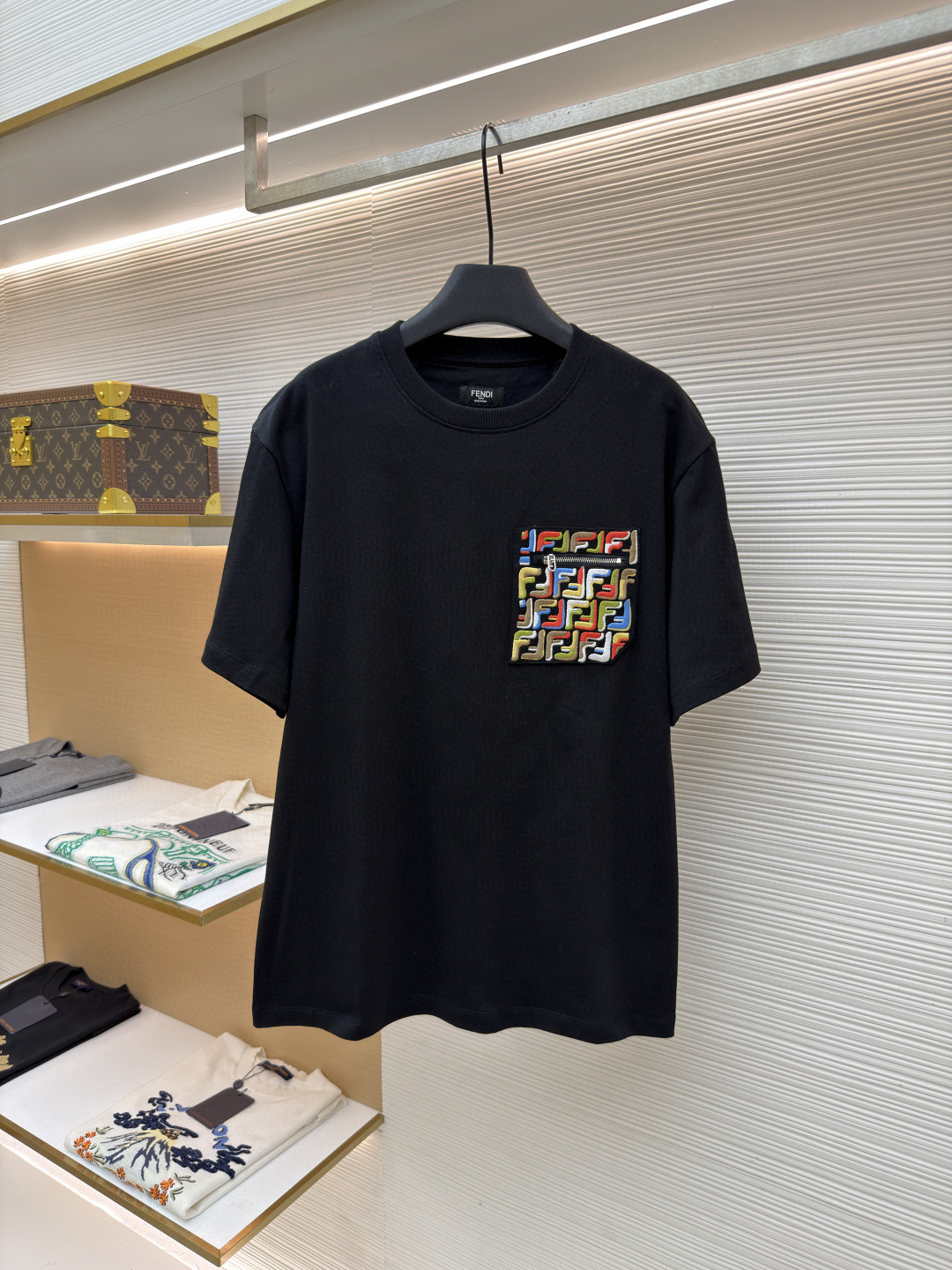 FENDI 芬迪 彩F拉链口袋圆领T恤 短袖 套头 夏季 黑色 A0 FY1257AU1WF0QA1