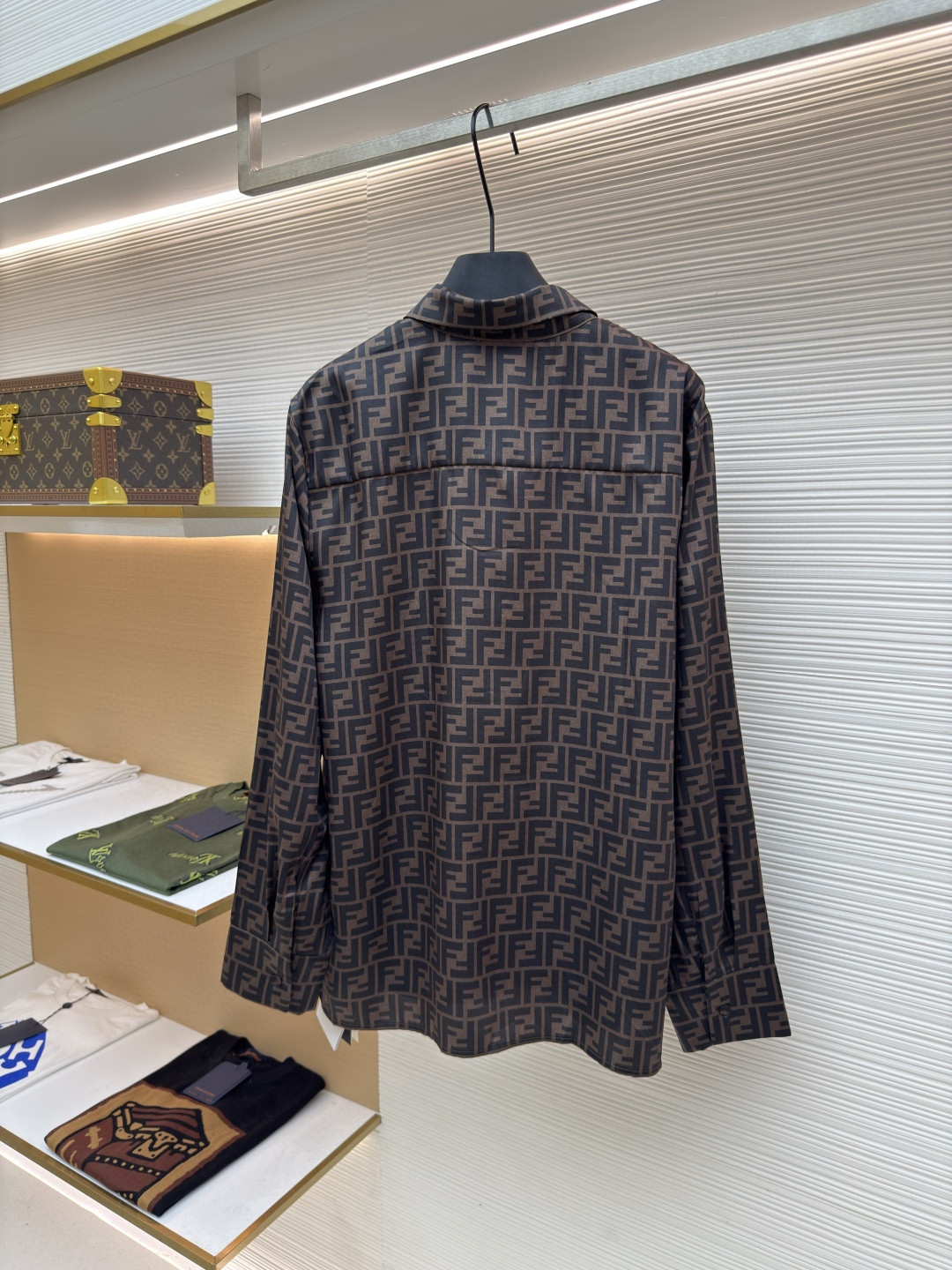 FENDI 芬迪 满印FF衬衫 外套 长袖 黑色 棕色 B0