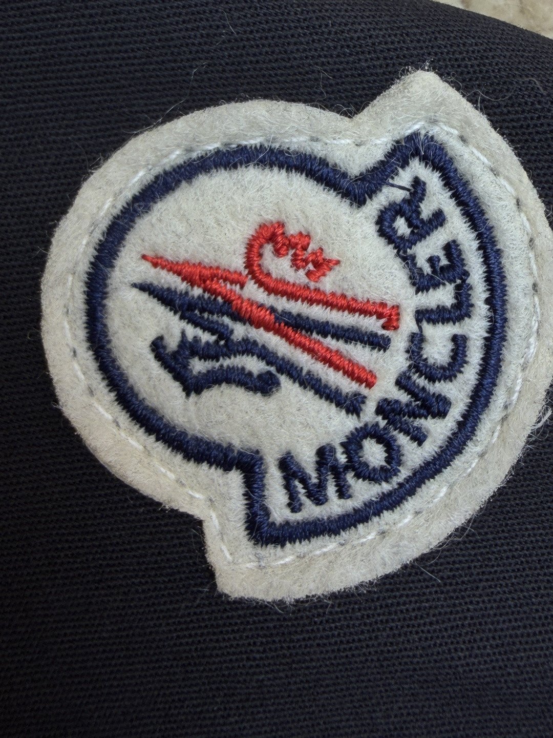 Moncler 蒙口 标识口袋工装衬衫 短袖 黑色 卡其色 A7 K20912F00008598QH81M