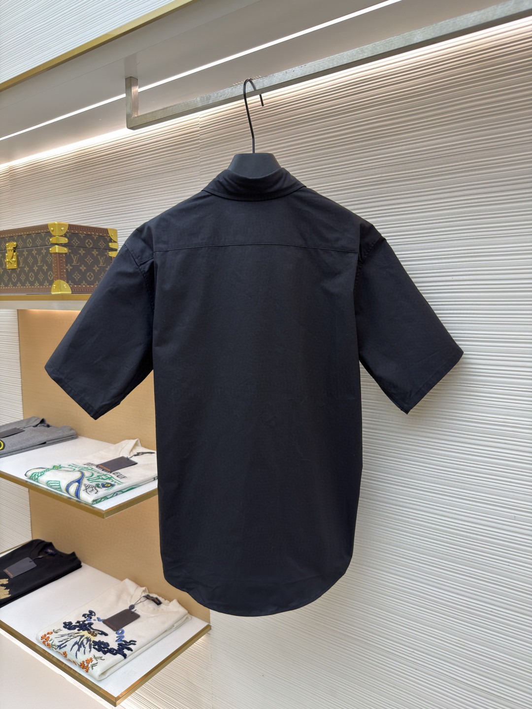 Moncler 蒙口 标识口袋工装衬衫 短袖 黑色 卡其色 A7 K20912F00008598QH81M