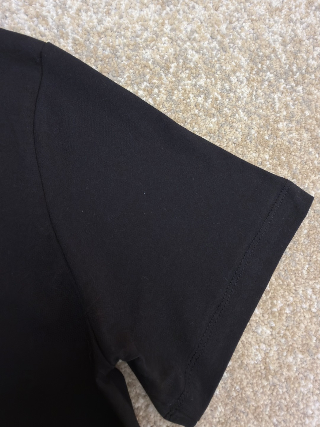 Moncler 蒙口 标识圆领短袖 T恤 夏季 灰色 黑色 A0 8C00026-829H8-3P1