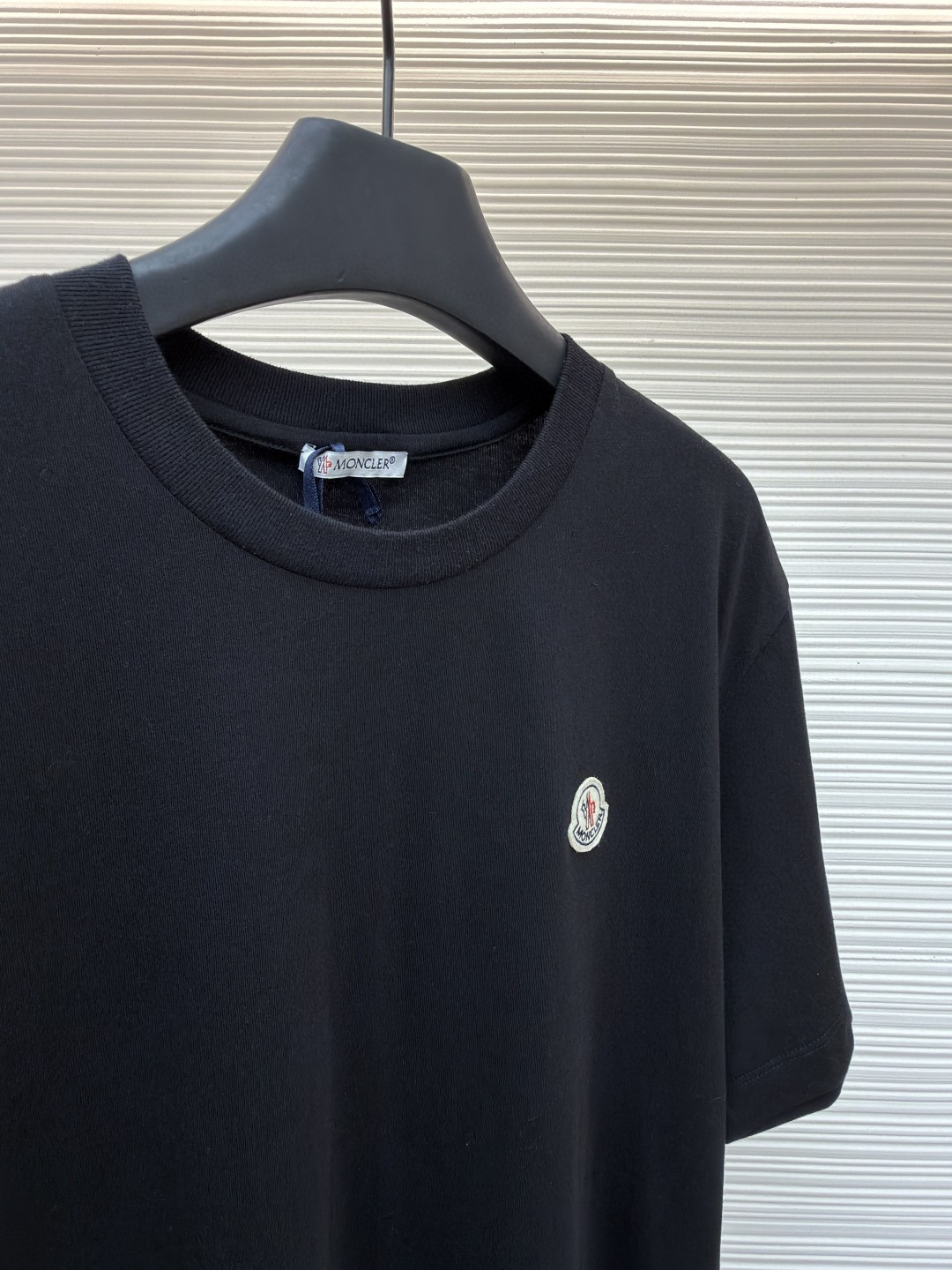 Moncler 蒙口 标识圆领短袖 T恤 夏季 灰色 黑色 A0 8C00026-829H8-3P1