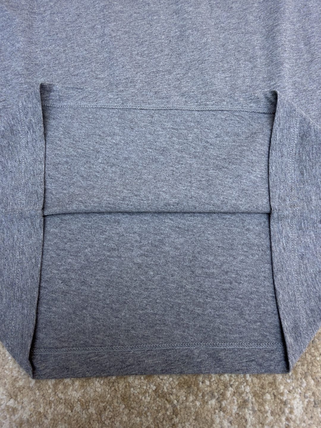 Moncler 蒙口 标识圆领短袖 T恤 夏季 灰色 黑色 A0 8C00026-829H8-3P1