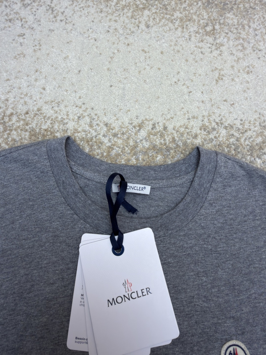 Moncler 蒙口 标识圆领短袖 T恤 夏季 灰色 黑色 A0 8C00026-829H8-3P1