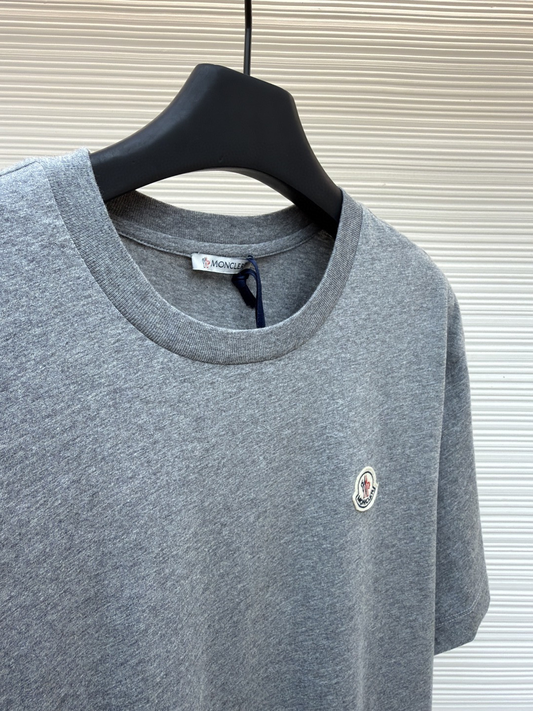 Moncler 蒙口 标识圆领短袖 T恤 夏季 灰色 黑色 A0 8C00026-829H8-3P1