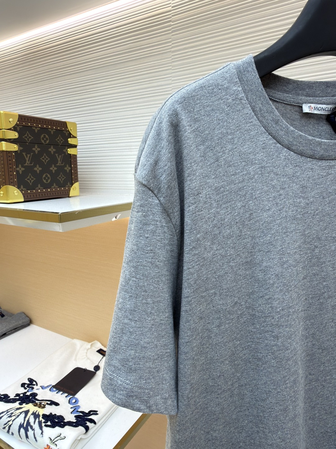 Moncler 蒙口 标识圆领短袖 T恤 夏季 灰色 黑色 A0 8C00026-829H8-3P1