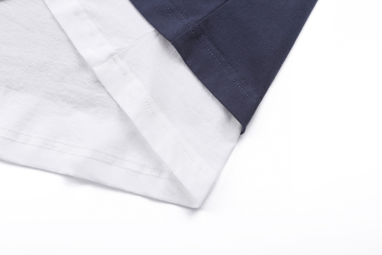 Balenciaga 巴黎世家 双层假两件可乐刺绣圆领短袖 T恤 夏季 藏青色 A5 