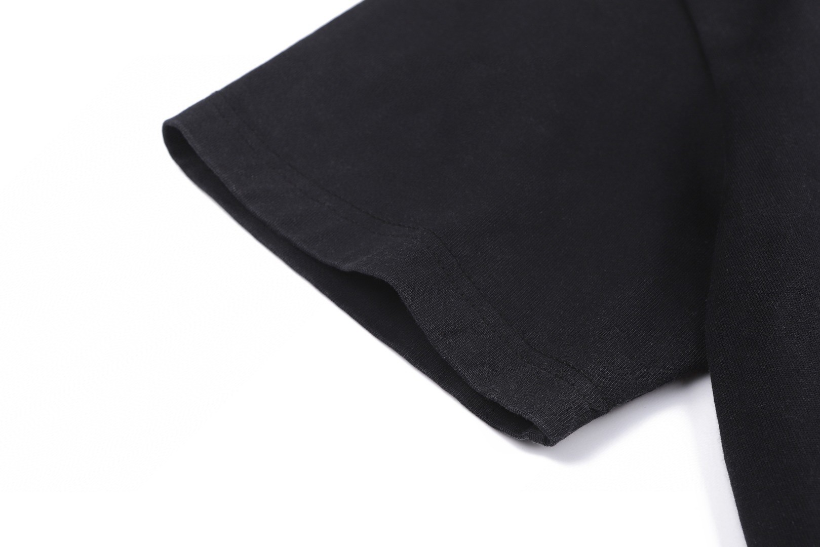 DIOR 迪奥 皮革标志圆领短袖 T恤 夏季 白色 灰色 A0 683J696G3036-C001