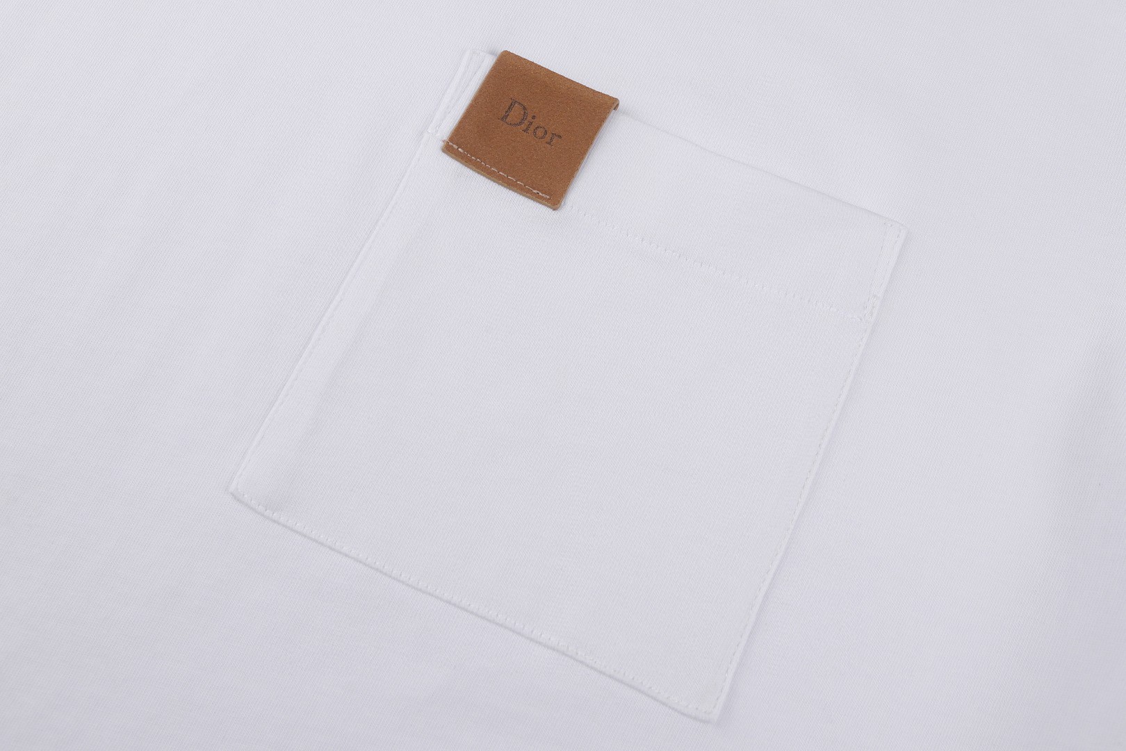 DIOR 迪奥 皮革标志圆领短袖 T恤 夏季 白色 灰色 A0 683J696G3036-C001