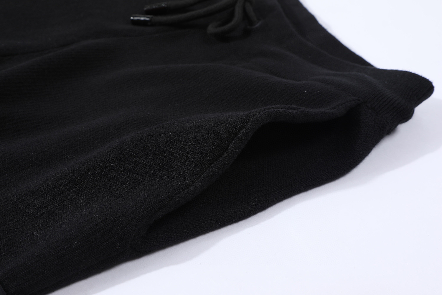 LOUIS VUITTON 路易威登 LV 压纹贴饰毛织松紧腰短裤 休闲裤 裤子 五分裤 黑色 B0 1ABJ1N