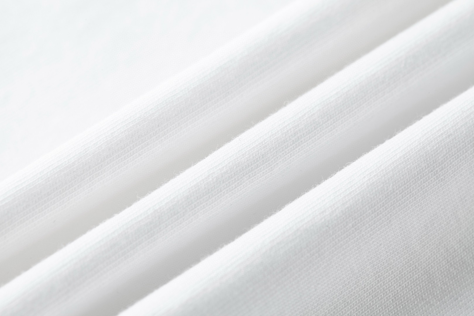 DIOR 迪奥 小蜜蜂刺绣标识圆领短袖 T恤 夏季 白色 黑色 A0 733J603B0677-C089