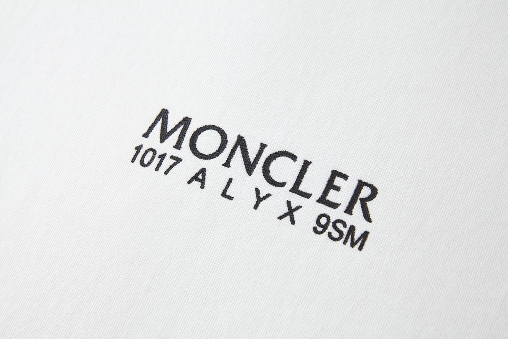 Moncler 蒙口 标识贴片棉质珠地Polo衫 短袖 T恤 夏季 白色 蓝色 A2 H209Y8C00001M2780001