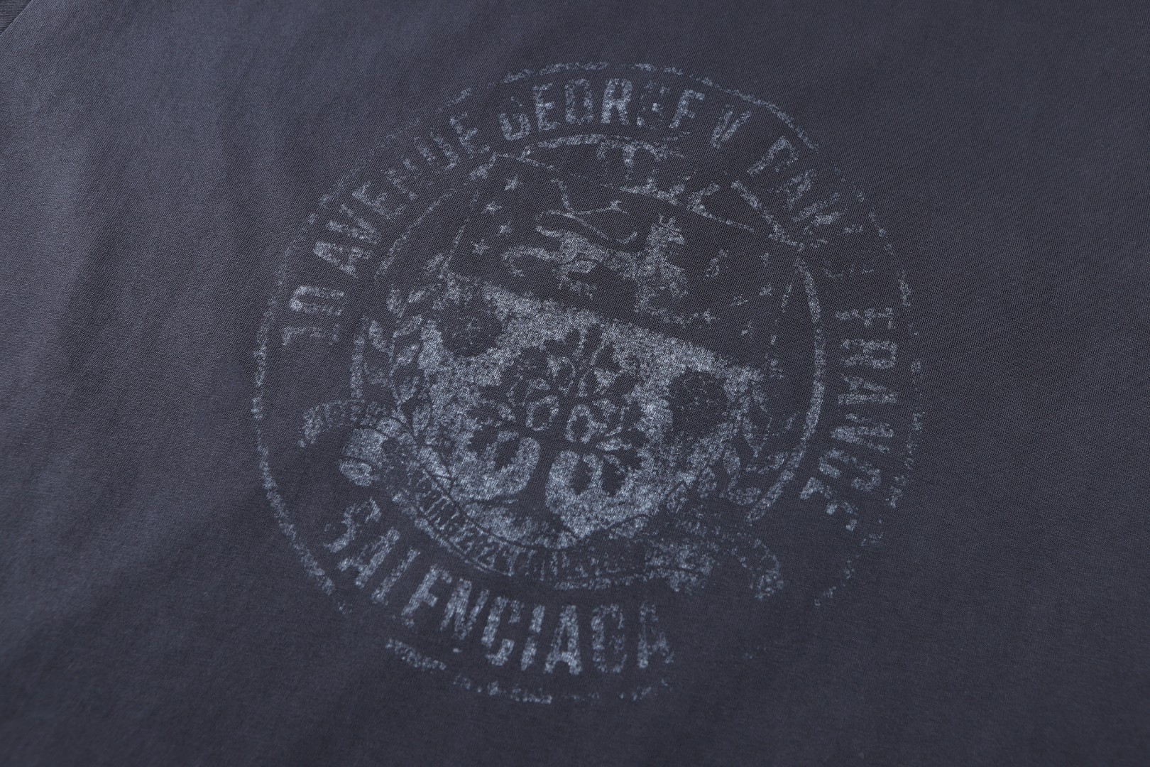 Balenciaga 巴黎世家 徽章印花圆领短袖 T恤 夏季 黑色 A0 850261TTVV31041