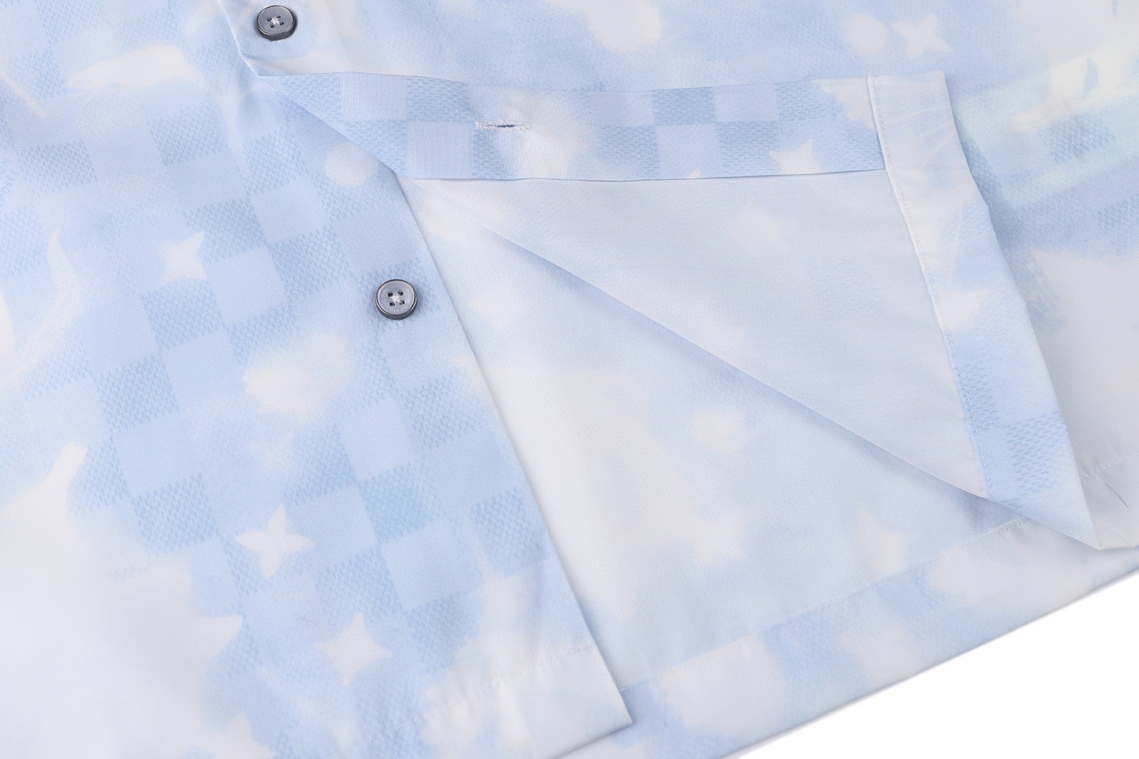 LOUIS VUITTON 路易威登 云朵叠印标识印花衬衫 短袖 外套 蓝色 B0 1AJRI1