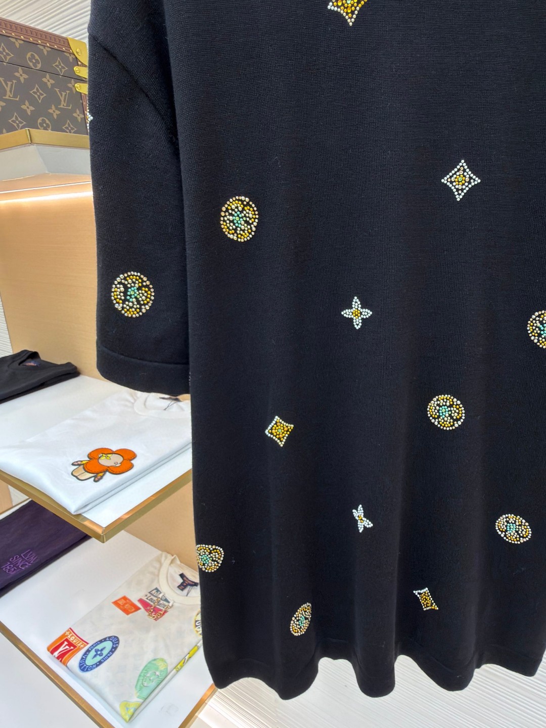 LOUIS VUITTON 路易威登 LV 烫钻提花标识针织短袖 夏季 T恤 黑色 B0 1AJR10